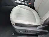 Photo 20 - Ford Escape