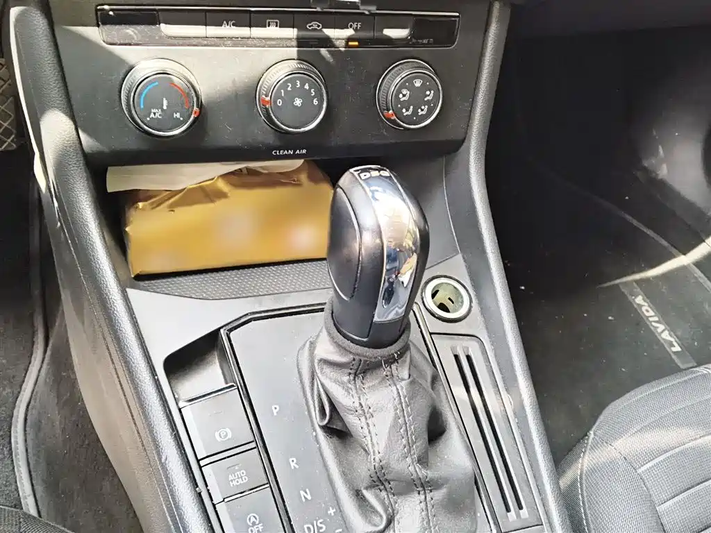 Volkswagen Lavida 2019 280TSI DSG Comfort Edition China VI фото 7