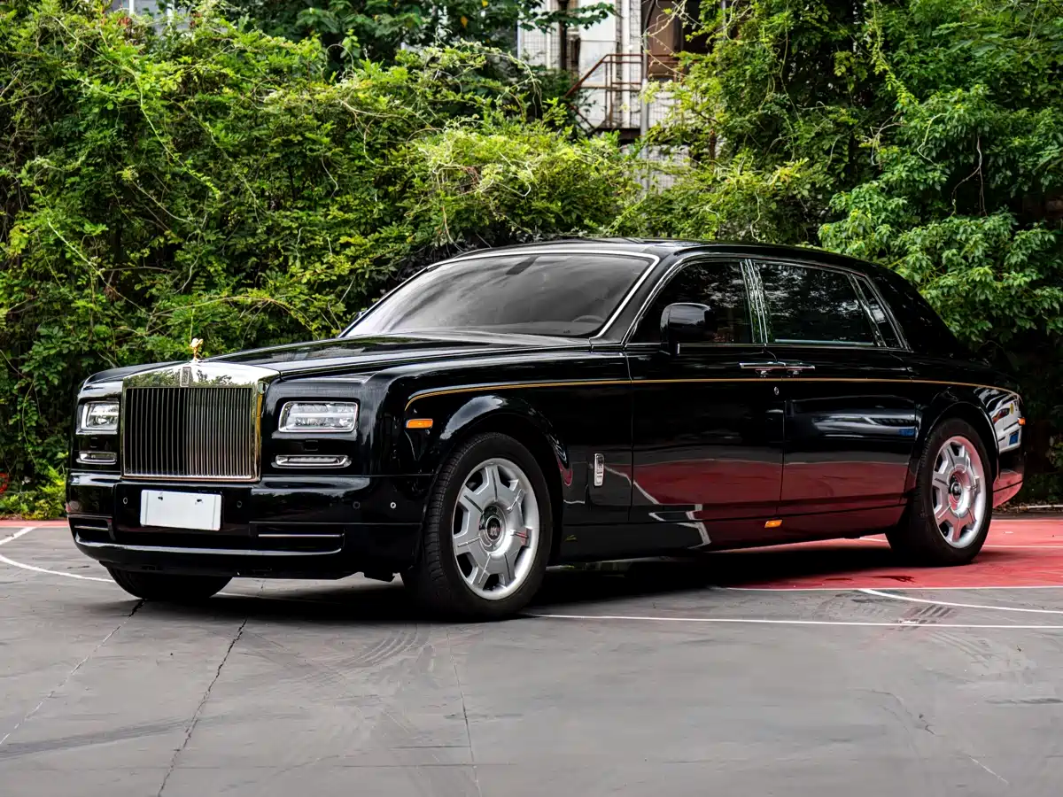 Фото 1 - Rolls-Royce Phantom