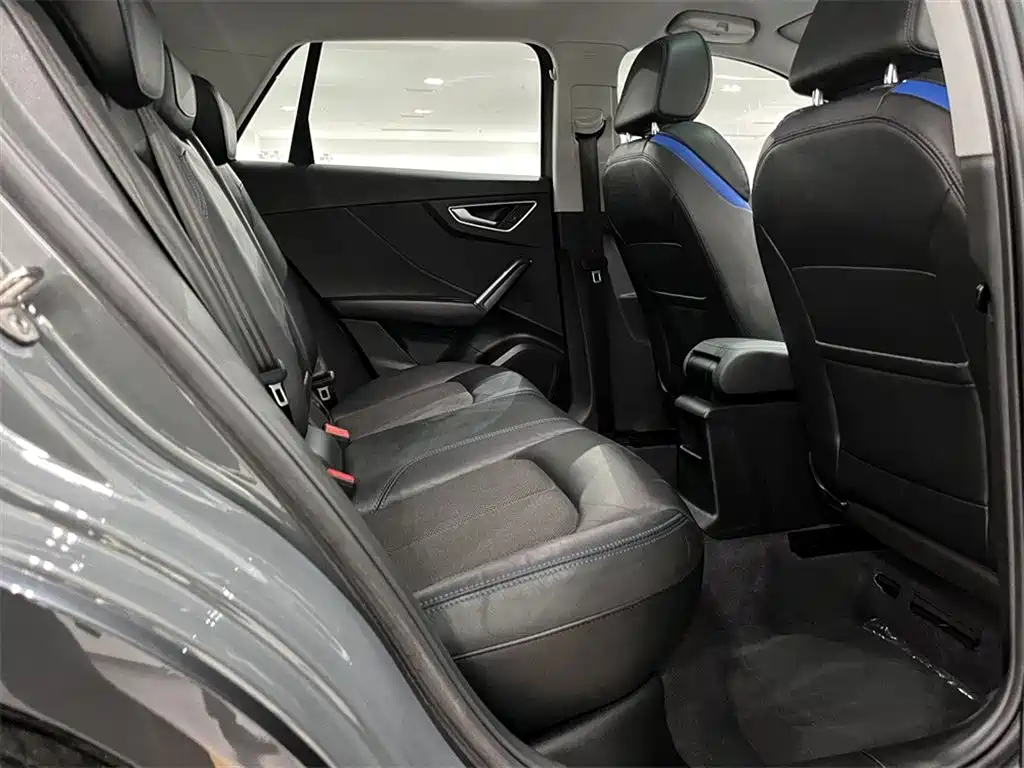 Фото 7 - Audi Q2L e-tron