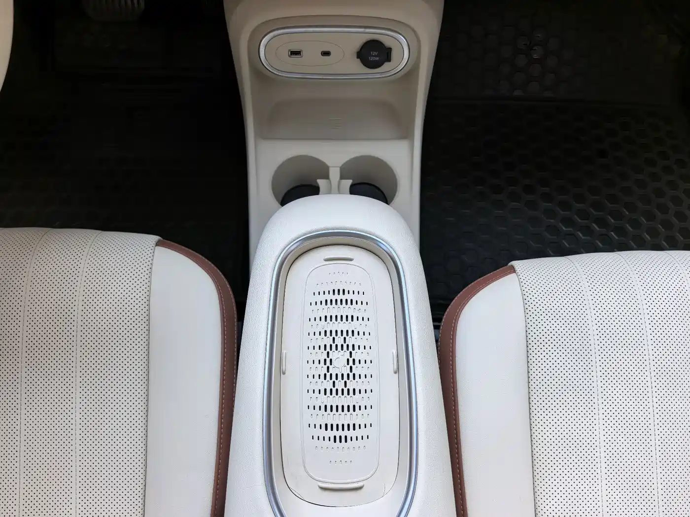 Ora Good Cat 2024 2023 401km Standard Range Honor Edition (LFP)