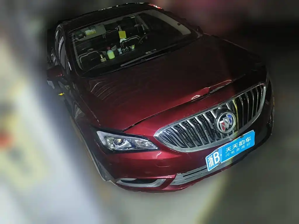 Фото 3 - Buick Verano