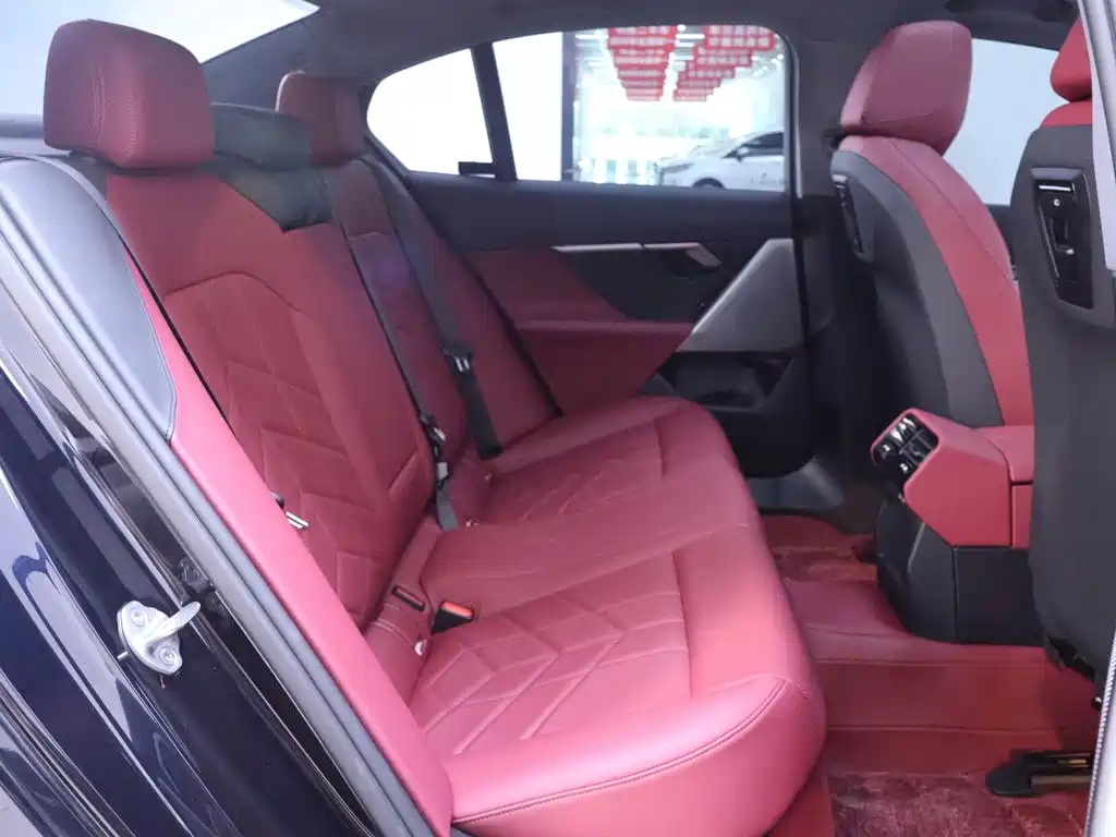 BMW 5 Series, миниатюра 22