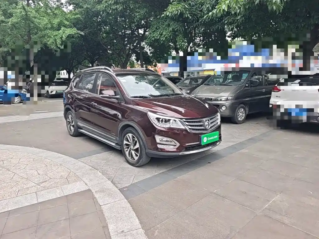 Baojun 560 2015 2015 1.8L Manual Luxury
