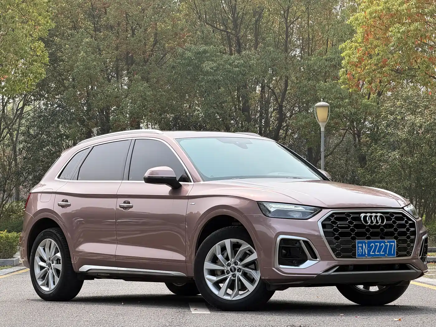 Audi Q5L 2022 40T Luxury Dynamic фото 3