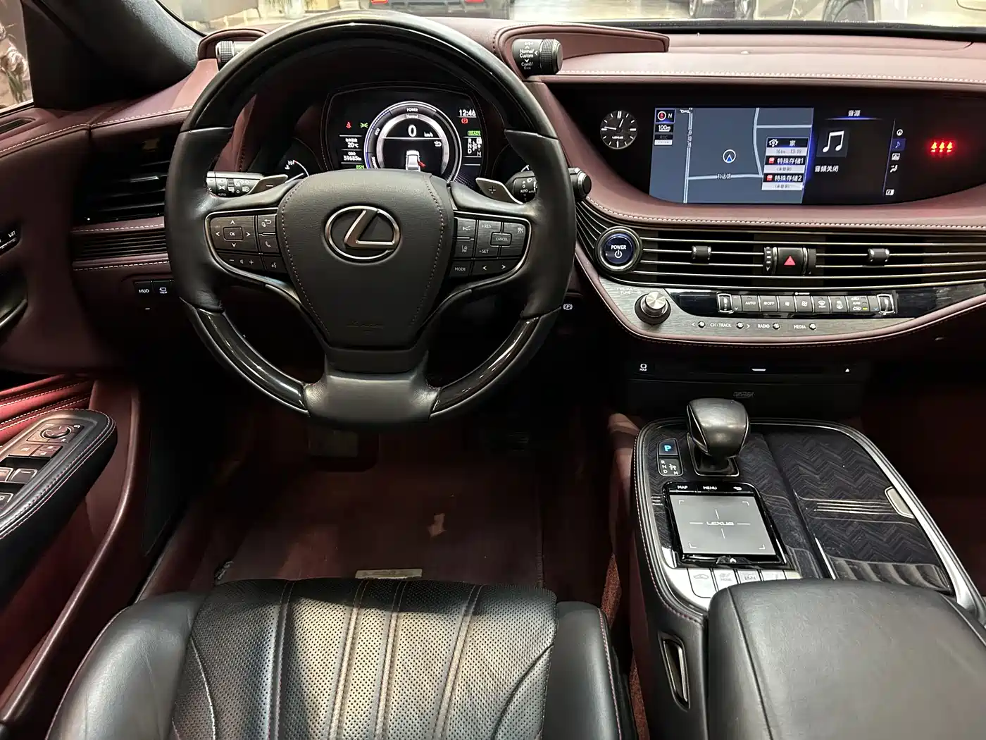 Lexus LS 2018 500h Executive Edition China V фото 11