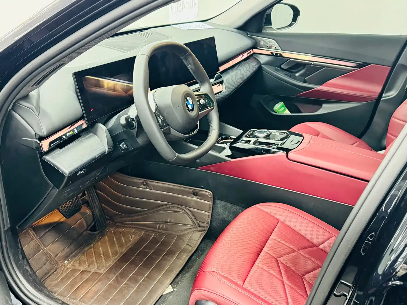 BMW 5 Series 2025 530Li Leading Luxury Package фото 6