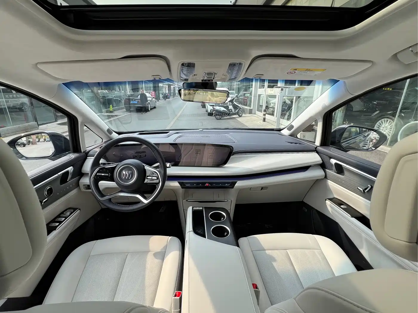 BUICK GL8 NEW ENERGY