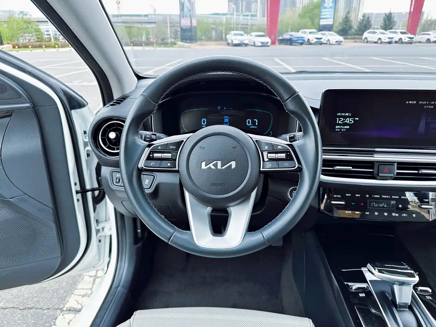 Kia K3 2023 Model 1.5L CVT Luxury Edition фото 15