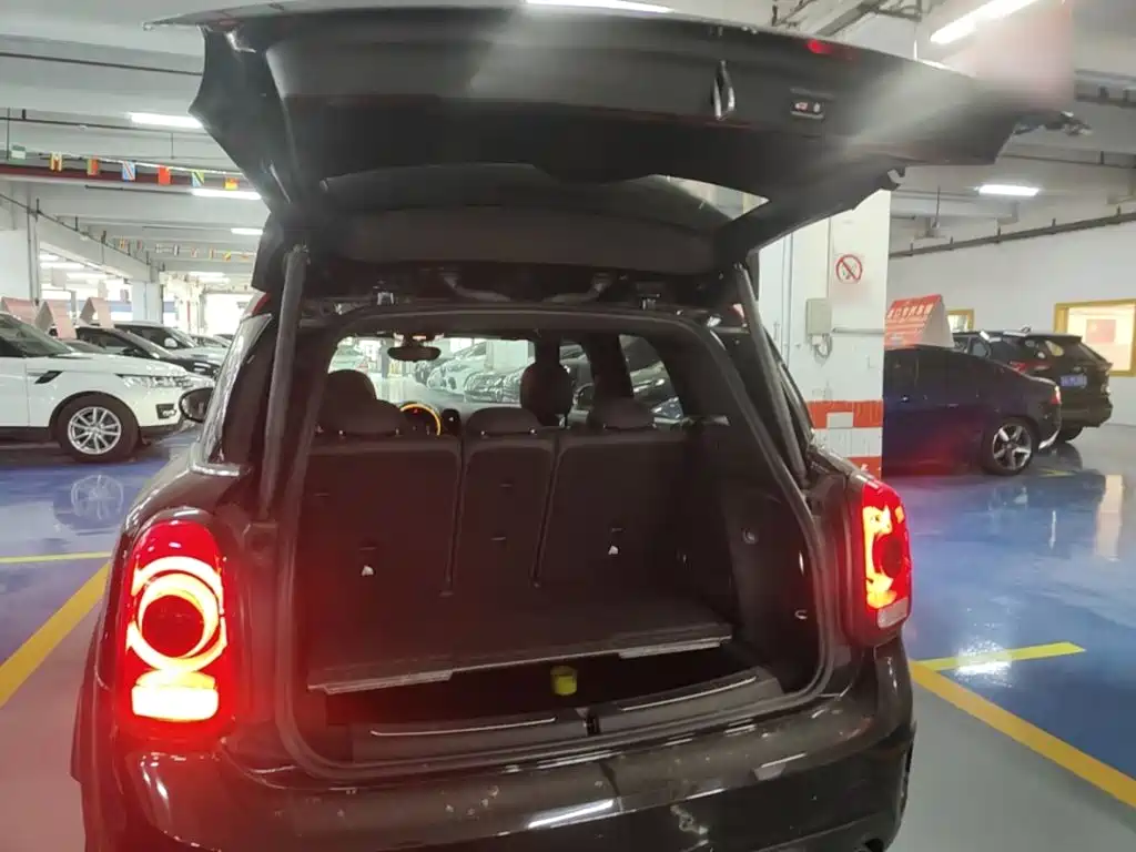 Photo 19 - MINI JCW COUNTRYMAN