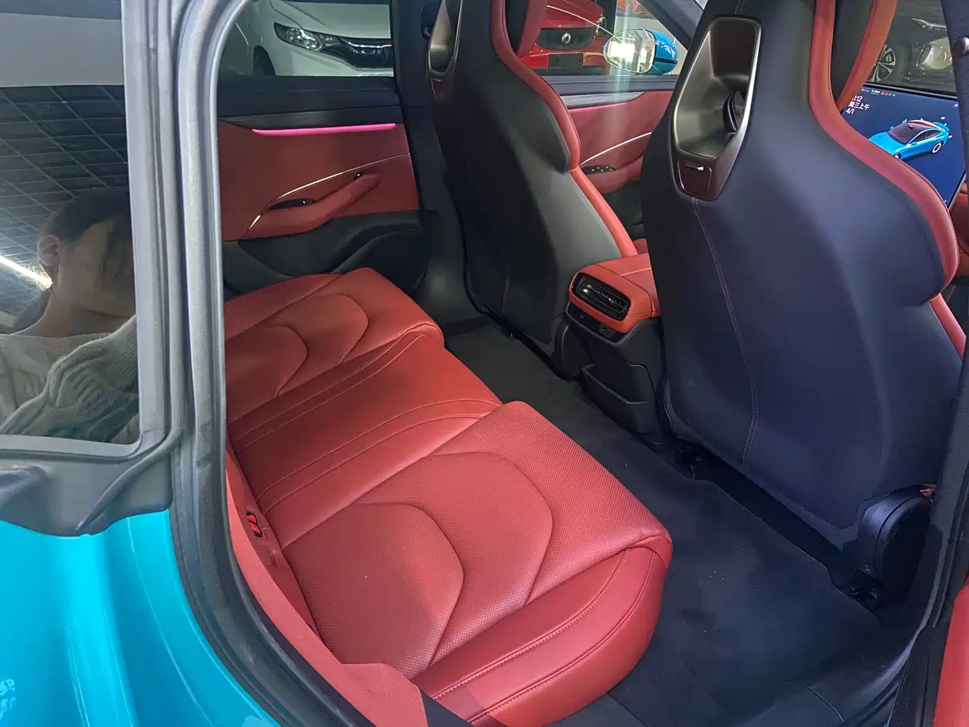 XIAOMI CAR XIAOMI SU7