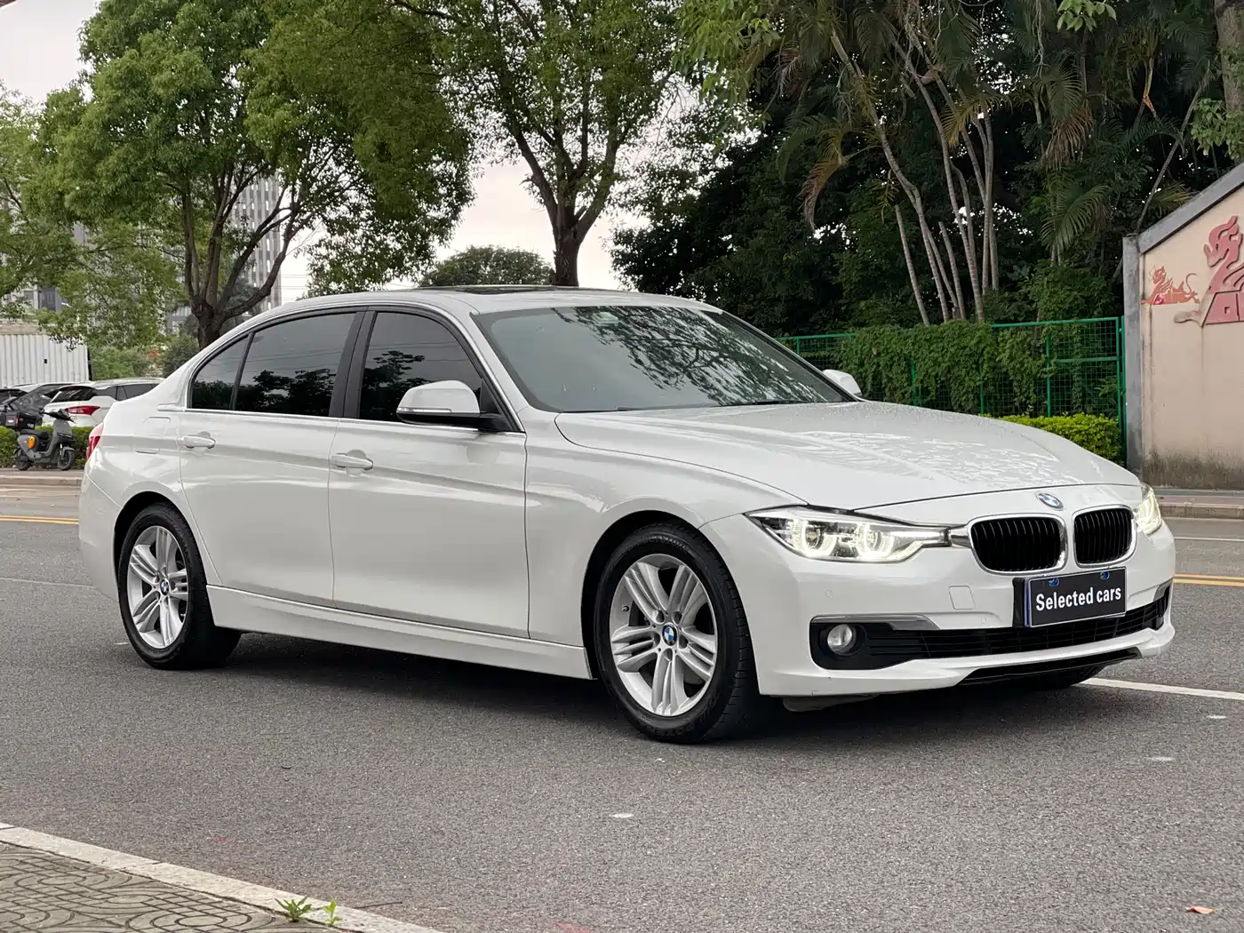 BMW 3 Series 2017 320Li Fashion фото 3