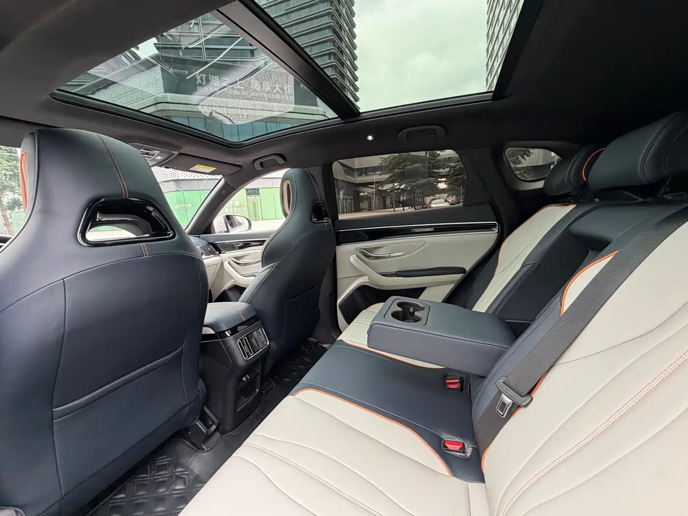 BYD Song PLUS PHEV 2023 Champion Edition DM-i 110KM Flagship фото 9