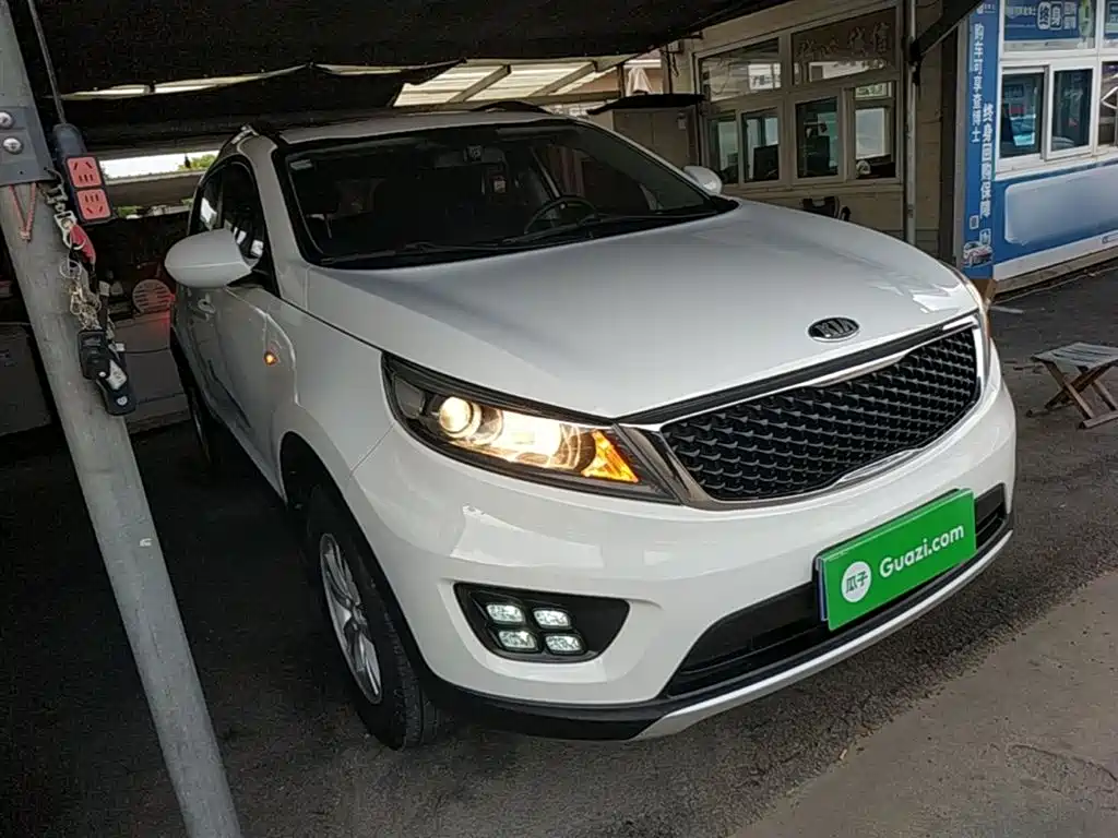 Kia Sportage 2016 2.0L Automatic 2WD GL фото 4