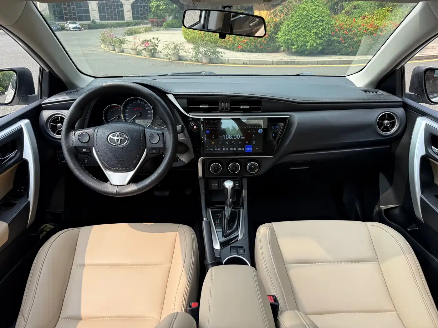 Toyota Levin 2017 Facelift 185T CVT Elite (China V) фото 11