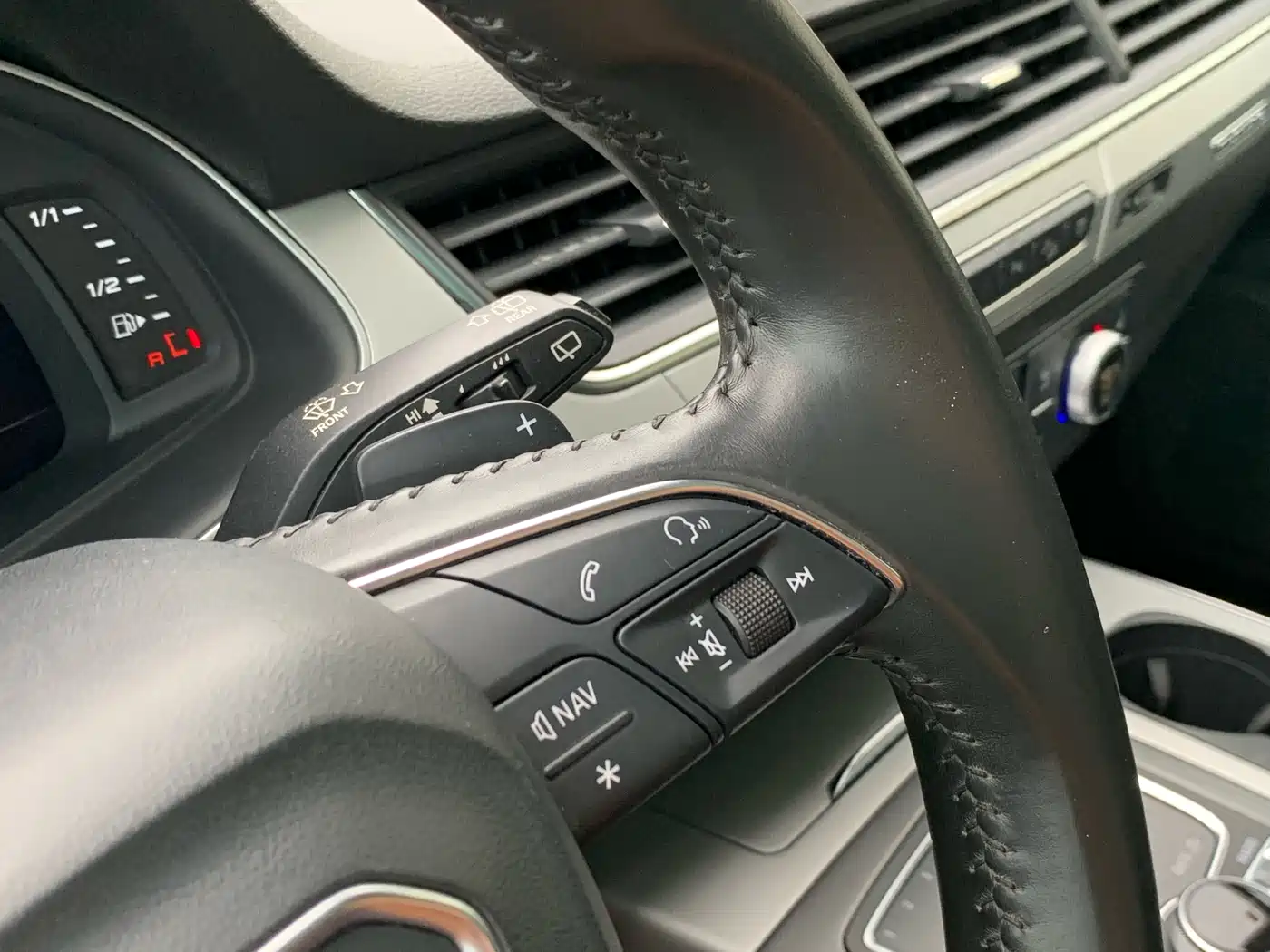 Audi Q7 2018 40 TFSI Comfort фото 25