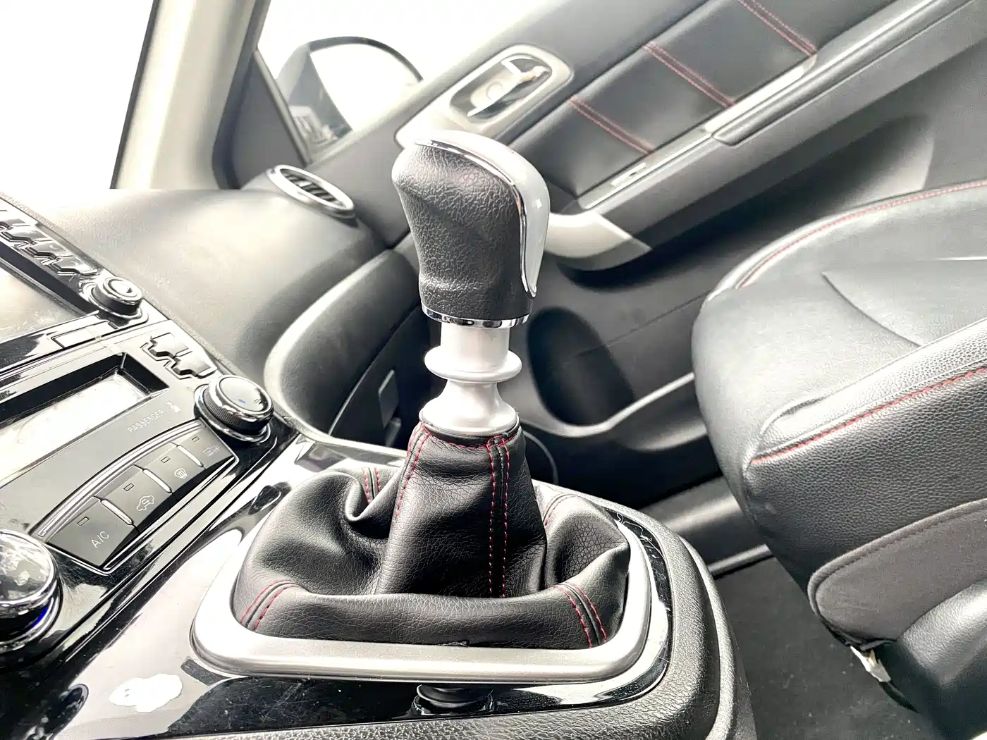 Haval H6 2013 Upgraded 1.5T Manual 2WD Elite фото 16