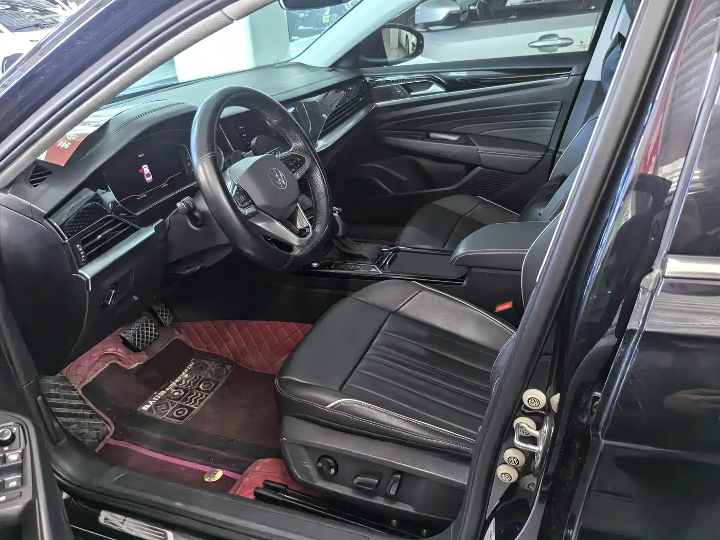 Volkswagen Passat 2022 330TSI Starlight Elite Edition фото 7
