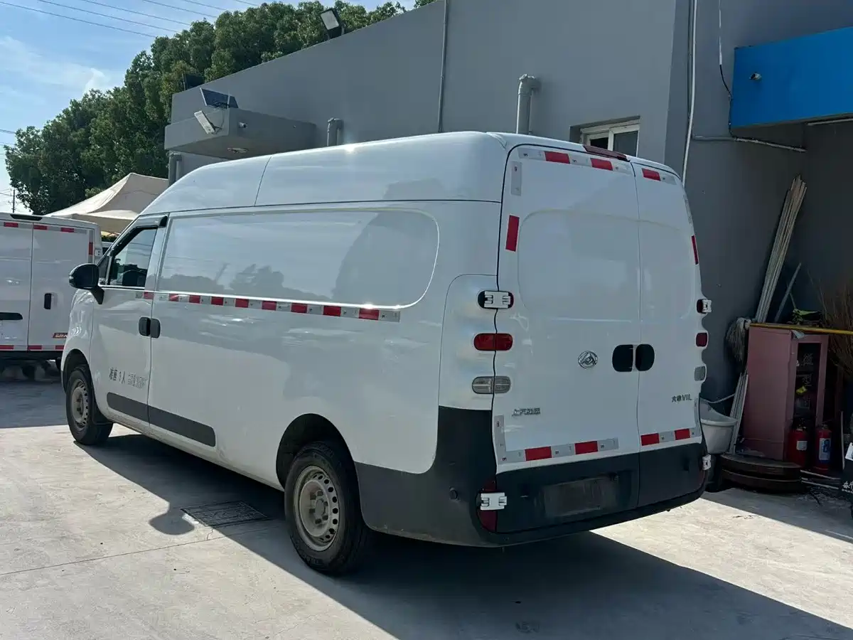 SAIC Maxus Dana V1L 2026 2025 Model High Roof Multi-purpose Version 50kWh
