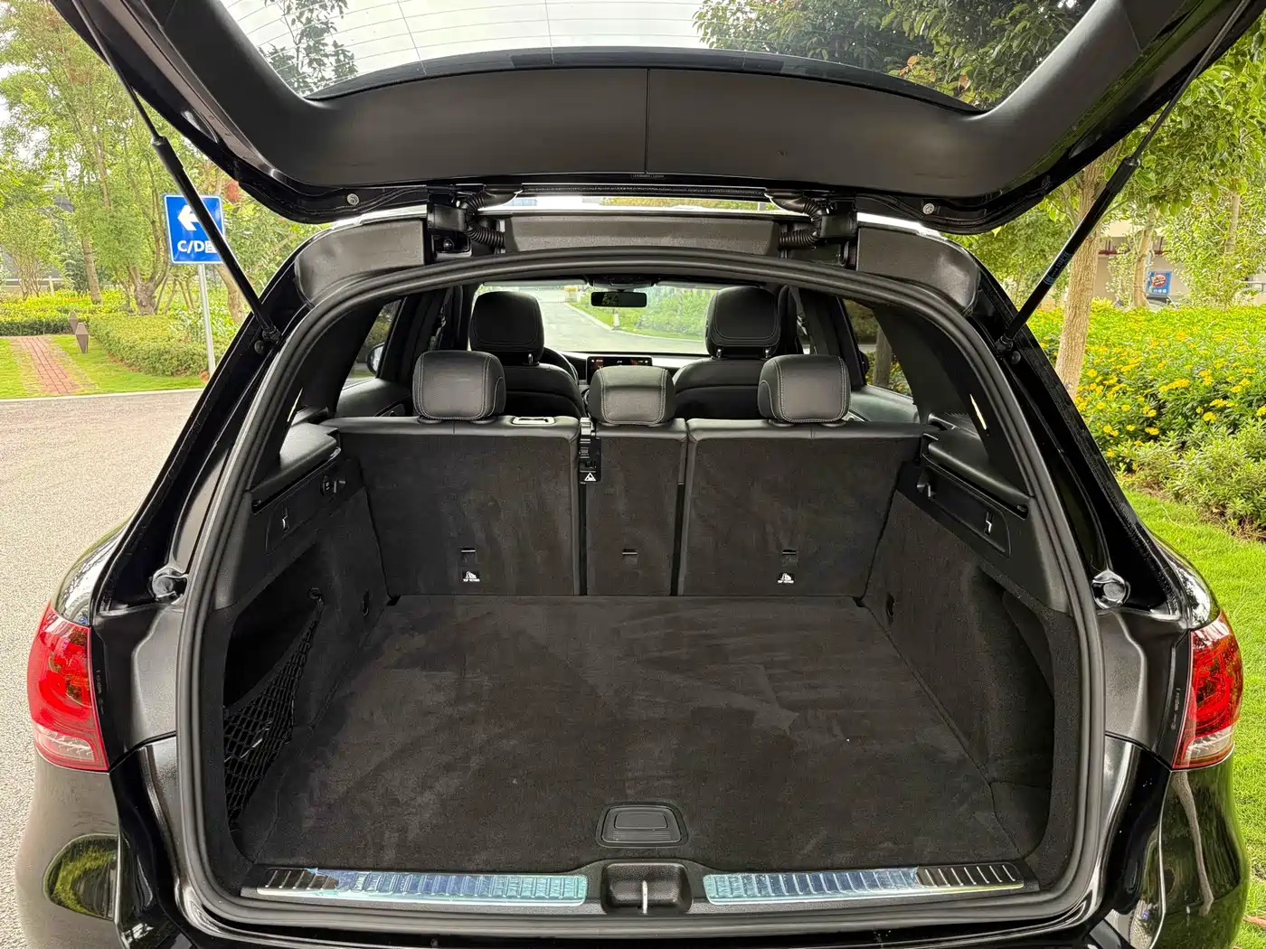 Mercedes-Benz GLC 2020 Facelift GLC 260 L 4MATIC Dynamic фото 26