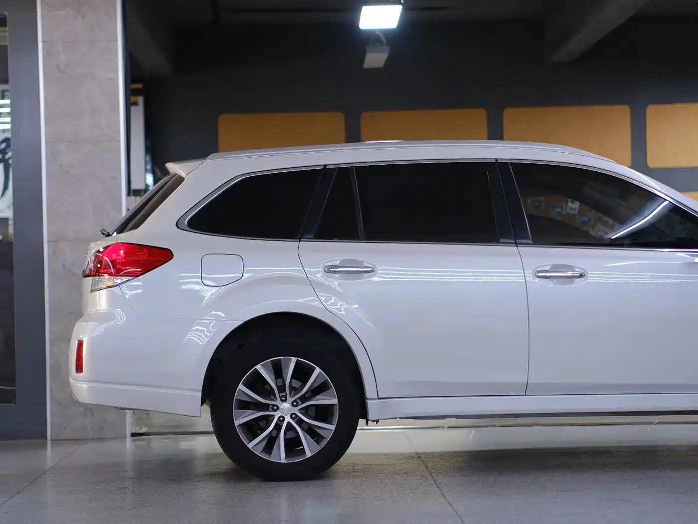Фото 10 - Subaru Outback