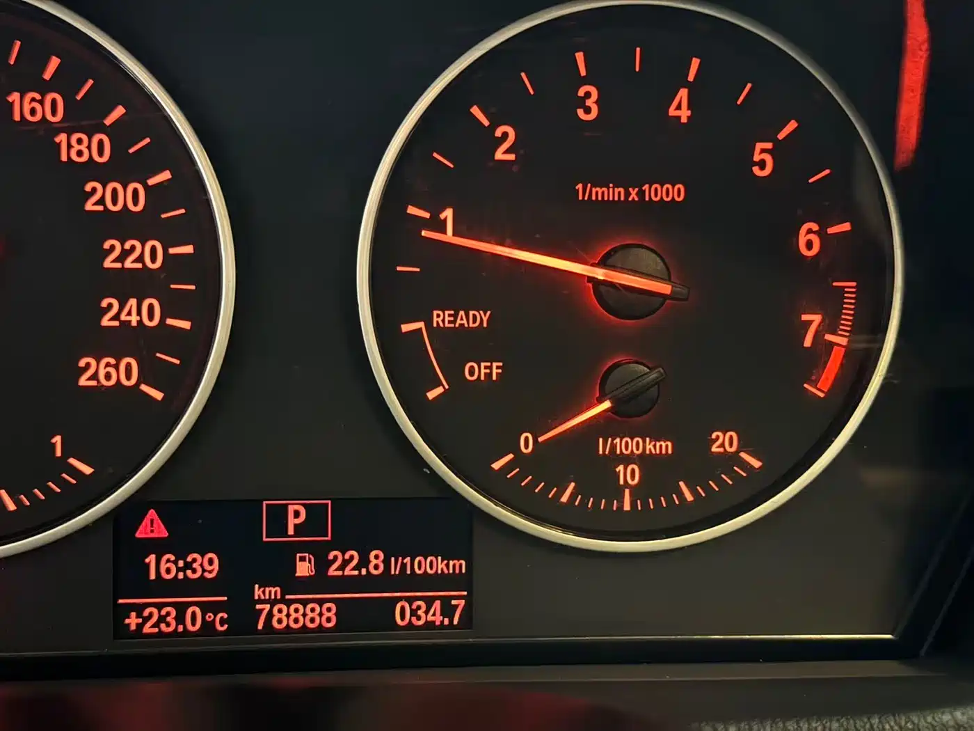 BMW X1 2018 xDrive20Li Premium Model фото 12