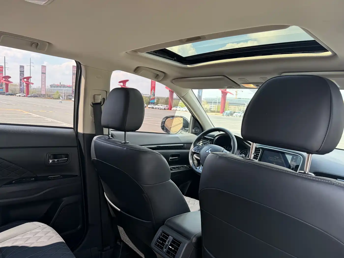 Mitsubishi Outlander 2021 2.0L FWD Comfort Edition 5-seater фото 19