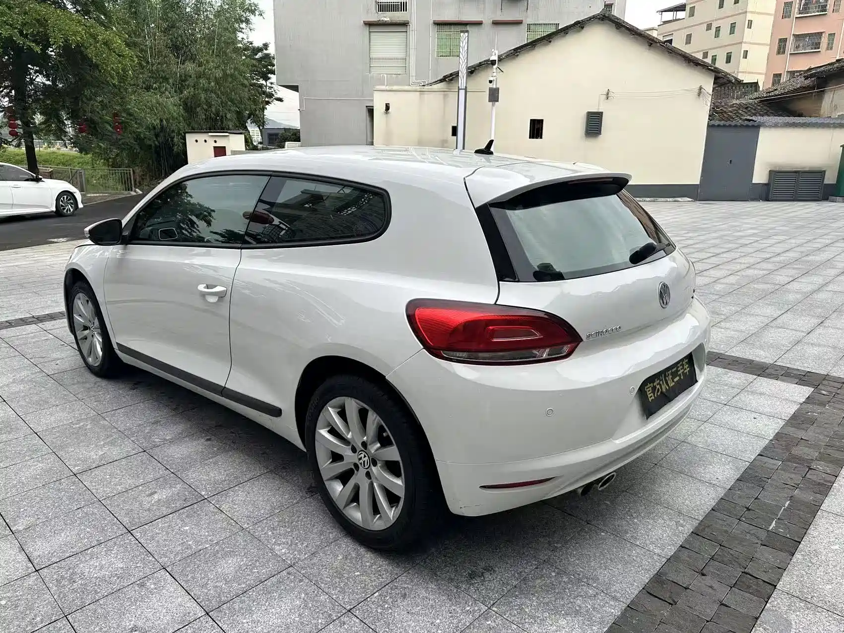 Photo 5 - Volkswagen Scirocco