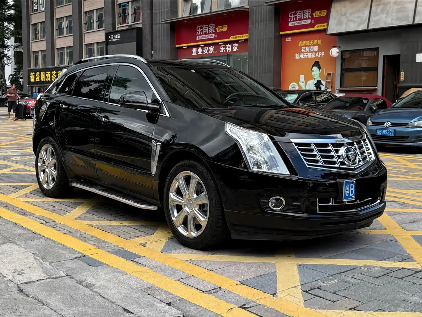 Фото 1 - Cadillac SRX