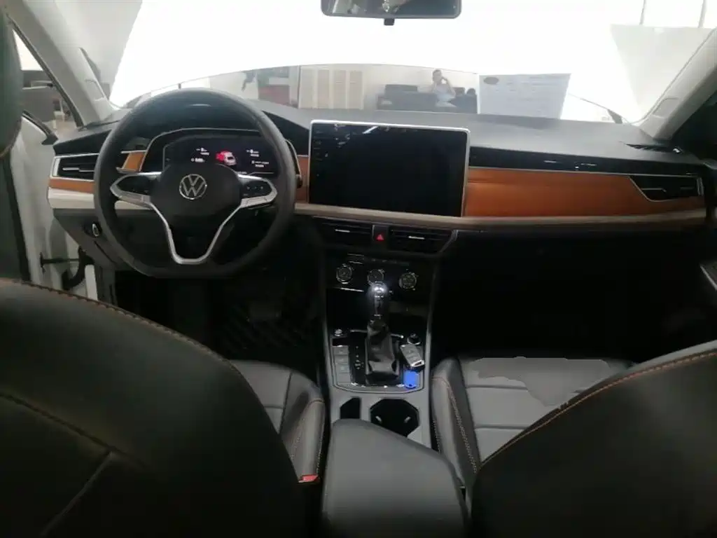 Volkswagen Bora 2023 200TSI DSG Yuexing PRO Edition фото 10