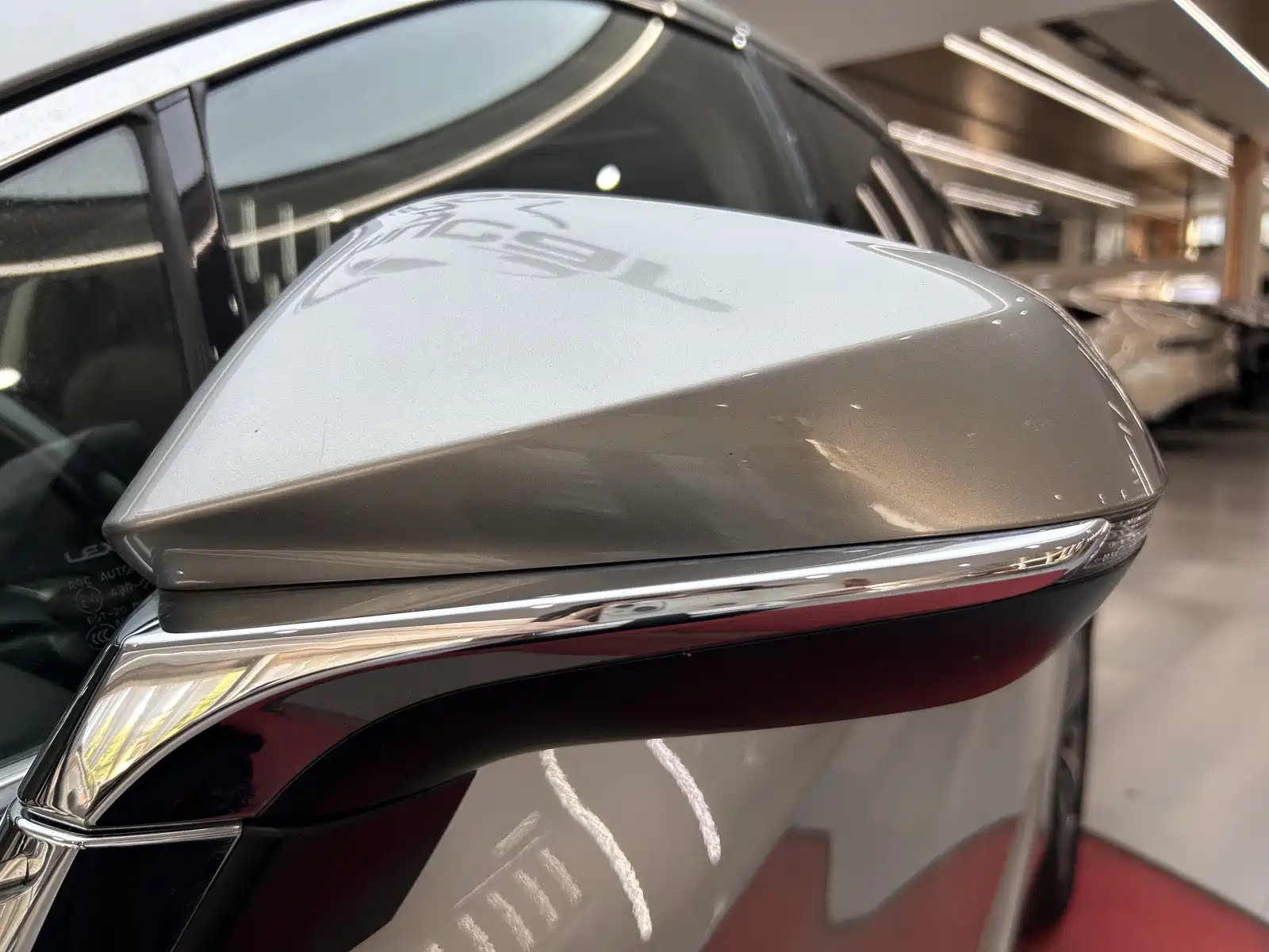 Фото 36 - Lexus RX