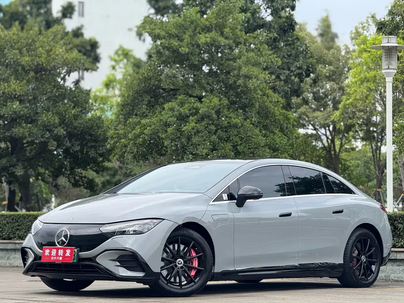 Mercedes-Benz EQE 2022 350 Pioneer Edition
