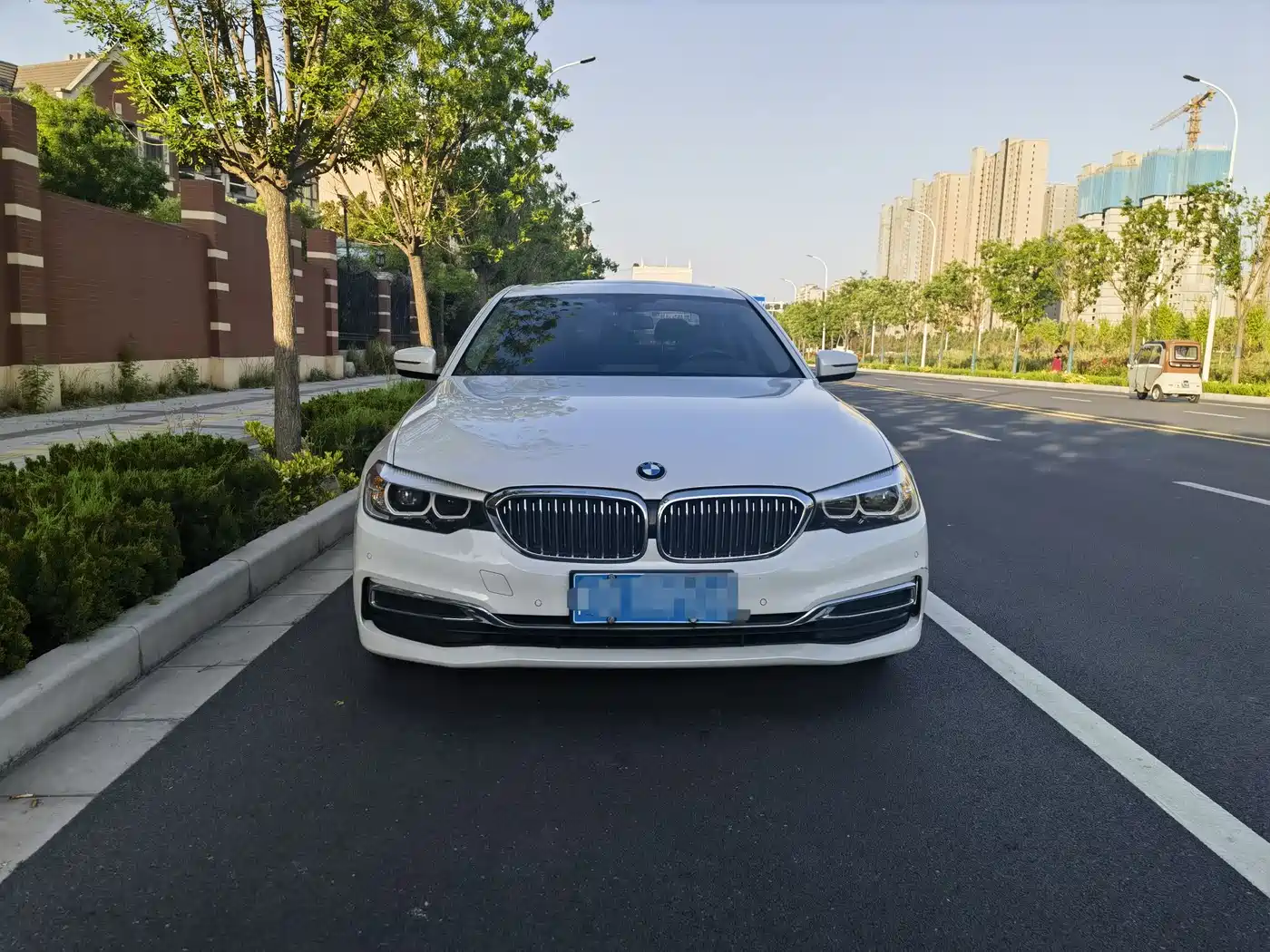 BMW 5 Series 2020 525Li Luxury Package фото 2