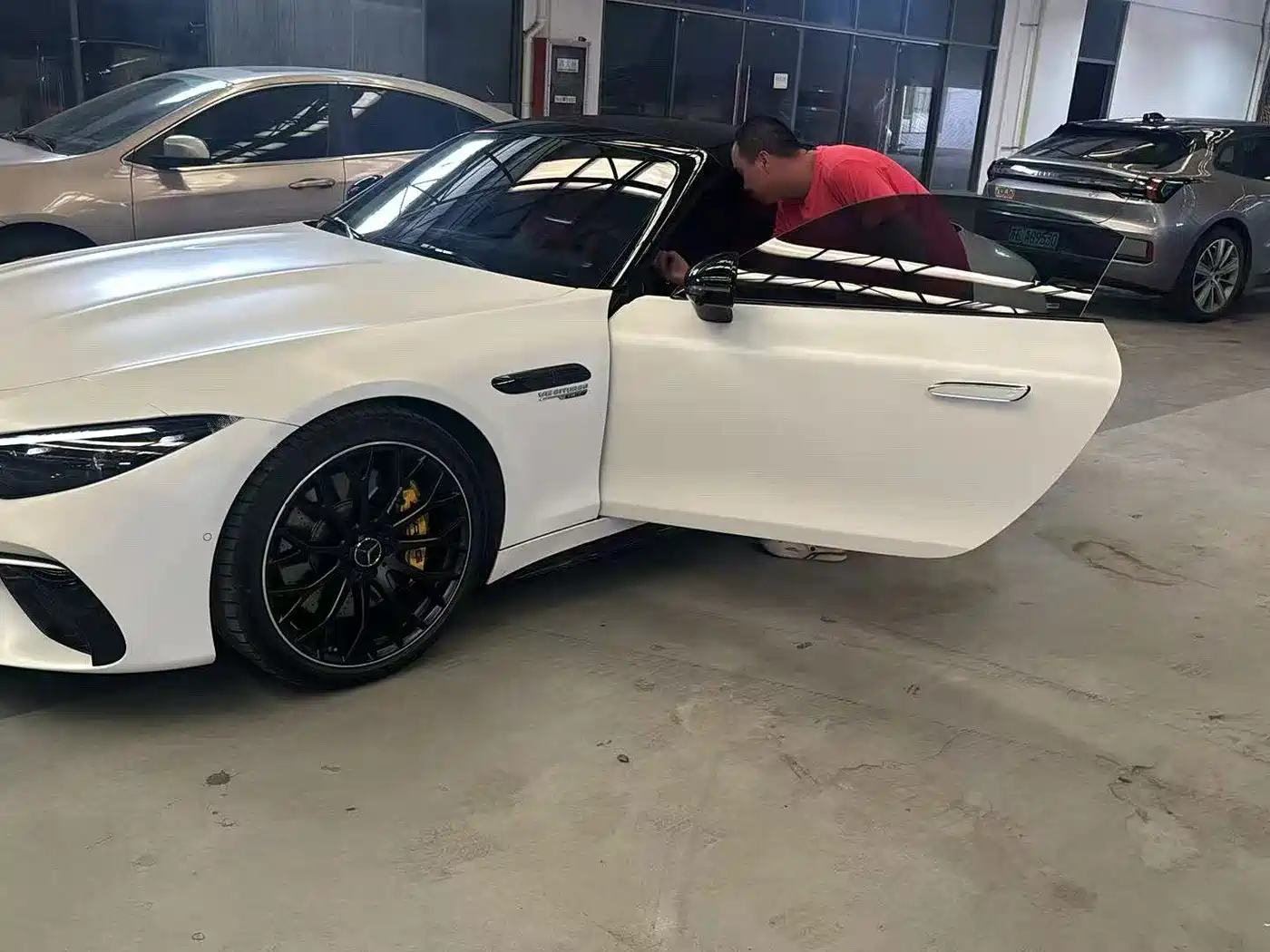 Mercedes-Benz SL-Class AMG 2025 2024 AMG SL 63 4MATIC+