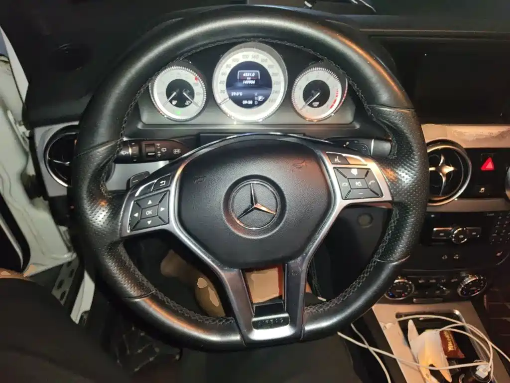 Mercedes-Benz GLK-Class 2016 2015 GLK 300 4MATIC Fashion Ultimate Edition