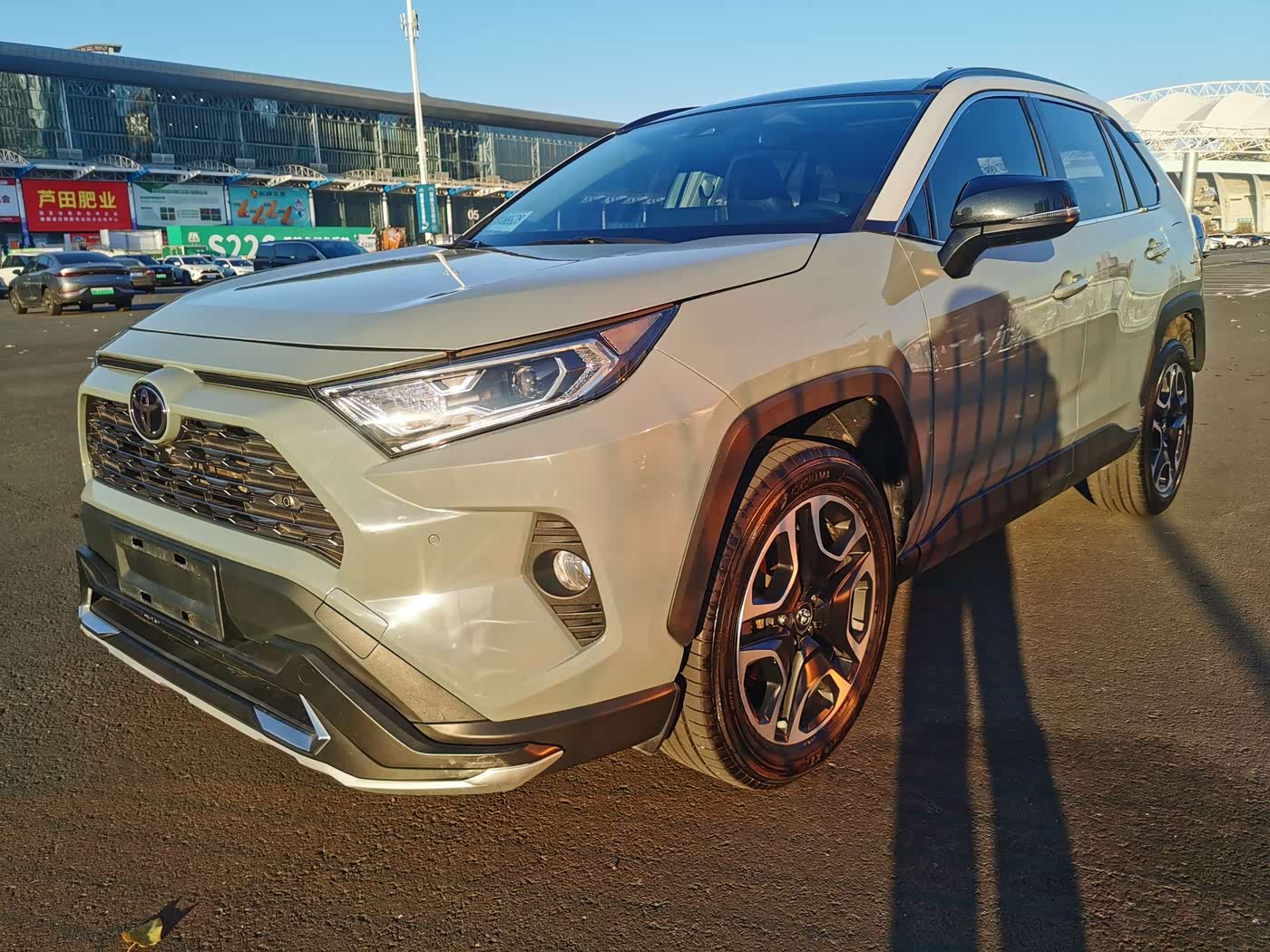 Toyota RAV4 Rongfang