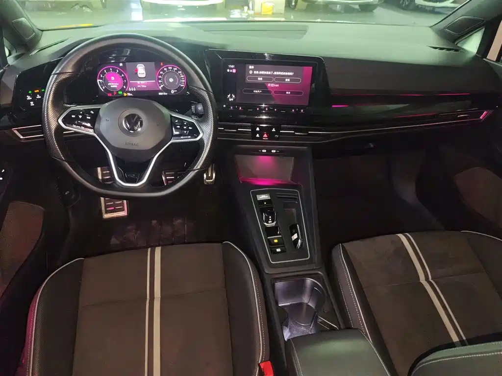 Volkswagen Golf 2021 280TSI DSG R-Line фото 6