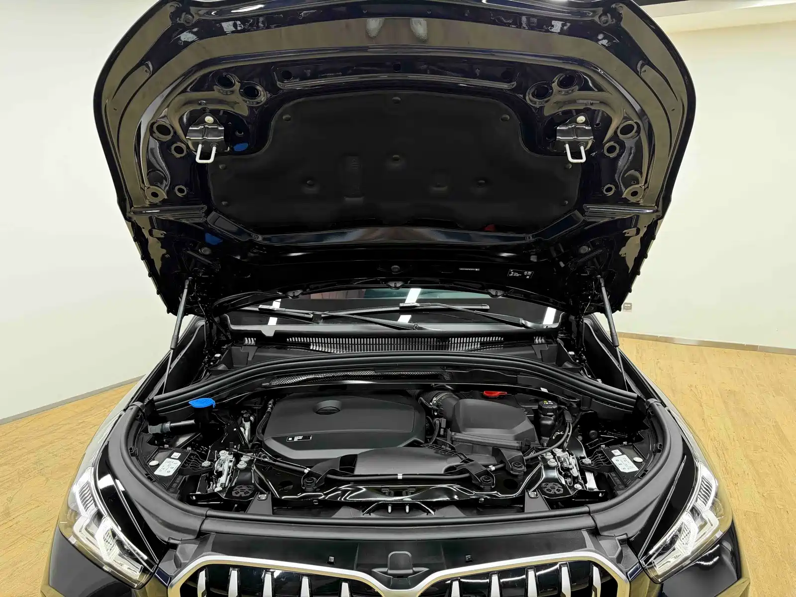 Фото 6 - BMW X1