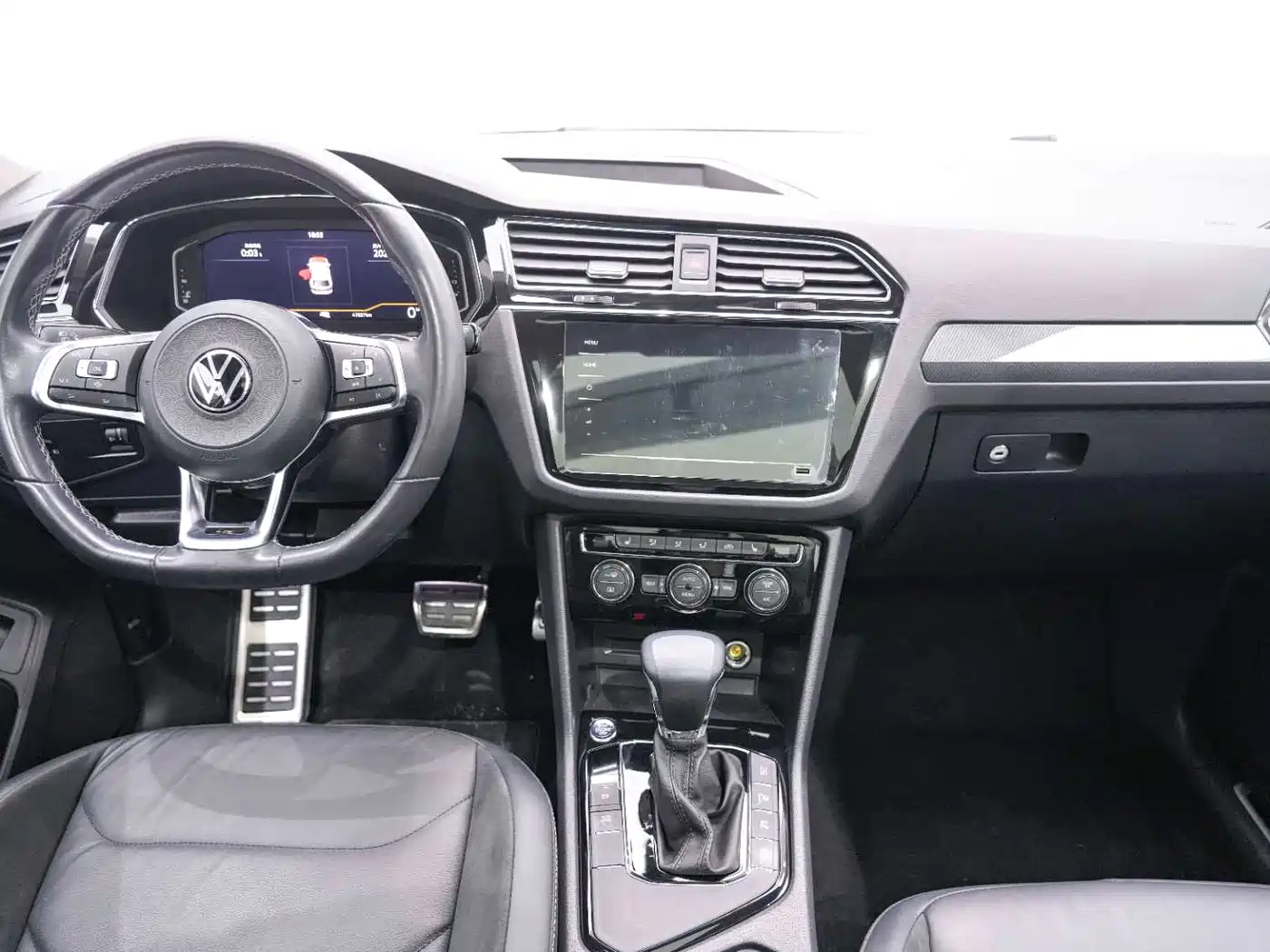 Volkswagen Tiguan L 2021 330TSI Automatic 2WD R-Line Premium фото 15