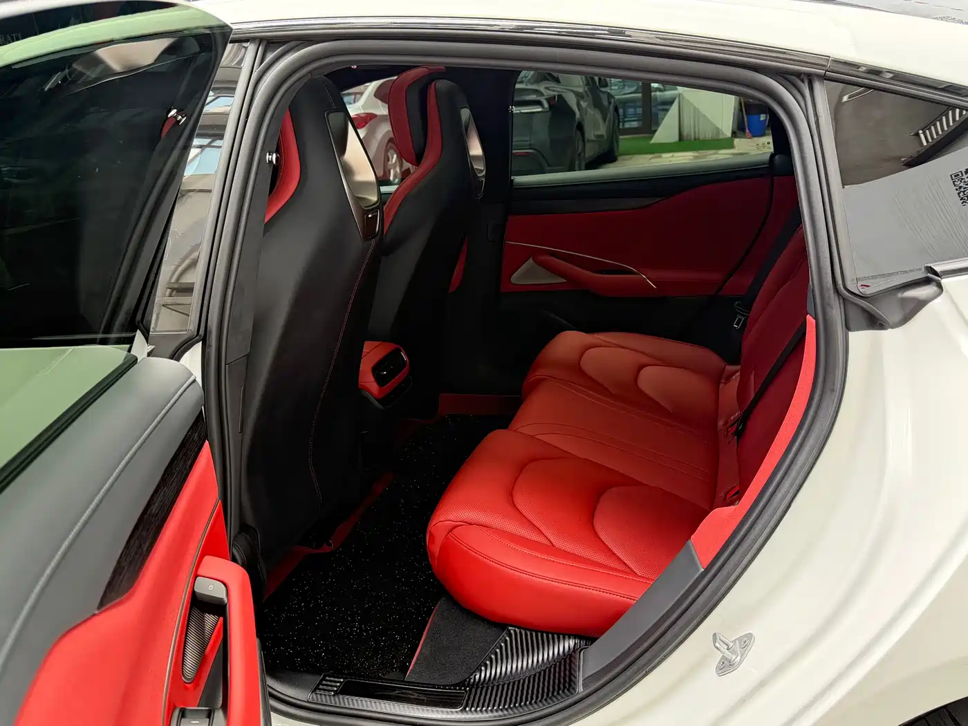 XIAOMI CAR XIAOMI SU7