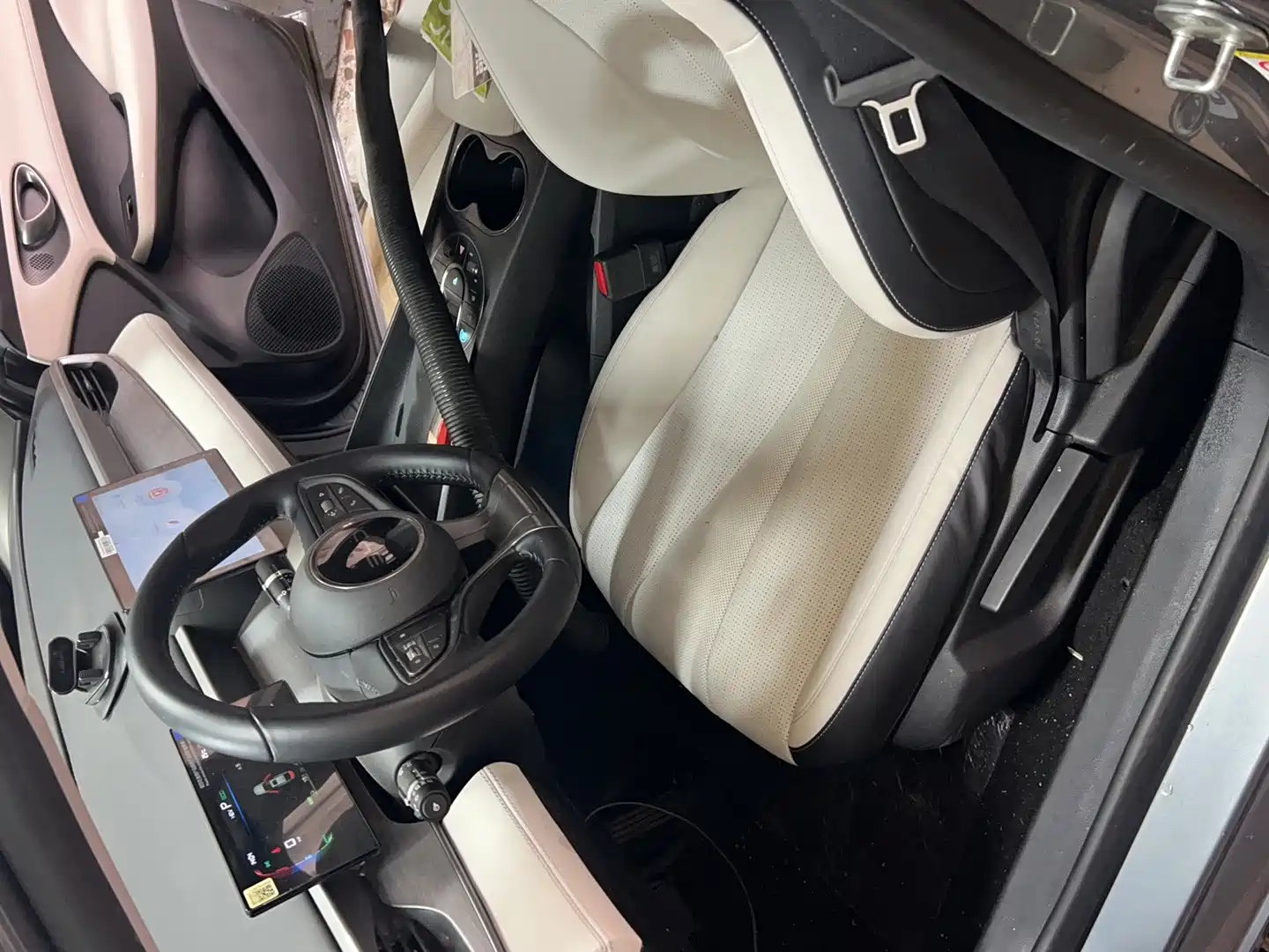 Photo 6 - BYD Seal 05