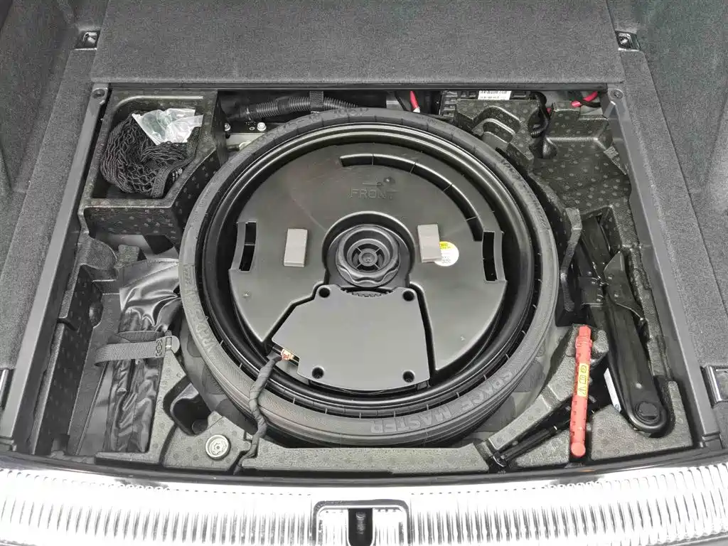 Audi Q5L Sportback 2021 40 TFSI Luxury фото 7