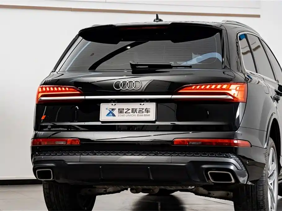 Audi Q7 2025 55 TFSI quattro S line Sport фото 6