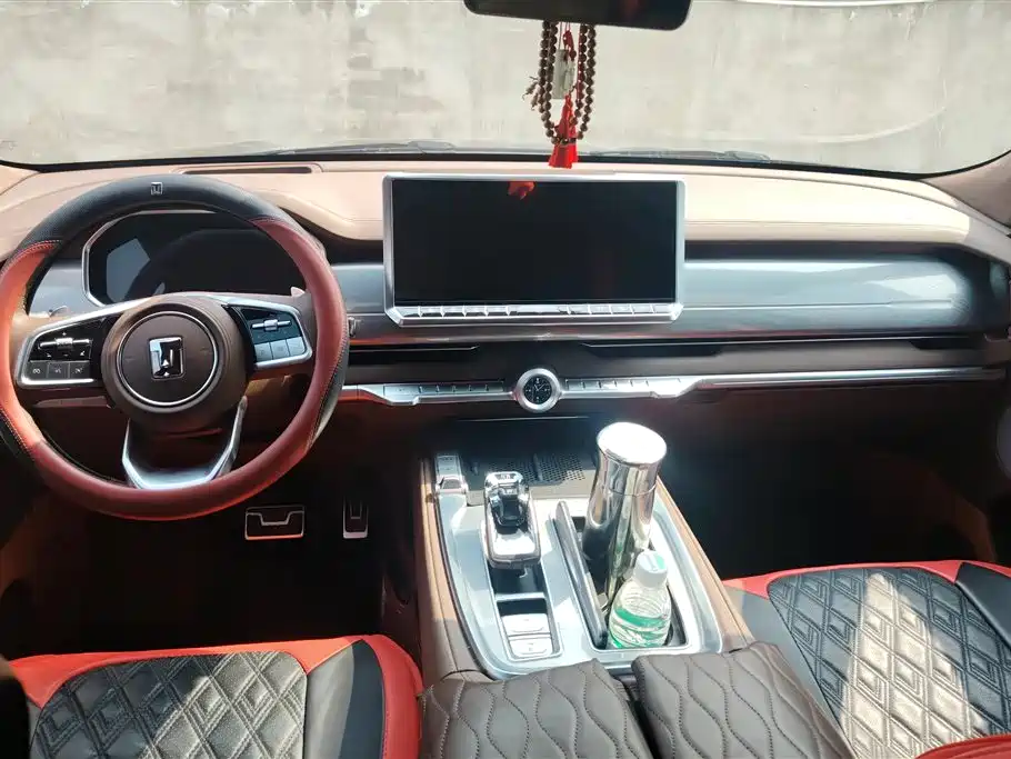 TANK TANK 700 NEW ENERGY