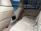 Фото 6 - Lexus LX
