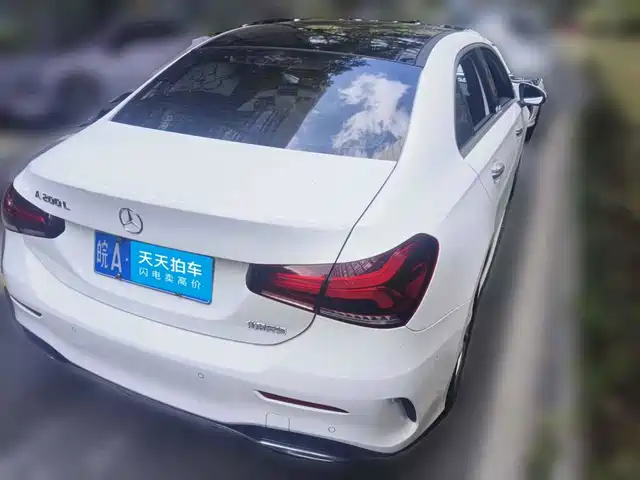Mercedes-Benz A-Class 2022 Facelift II A 200 L Sport Sedan Fashion — фото 2