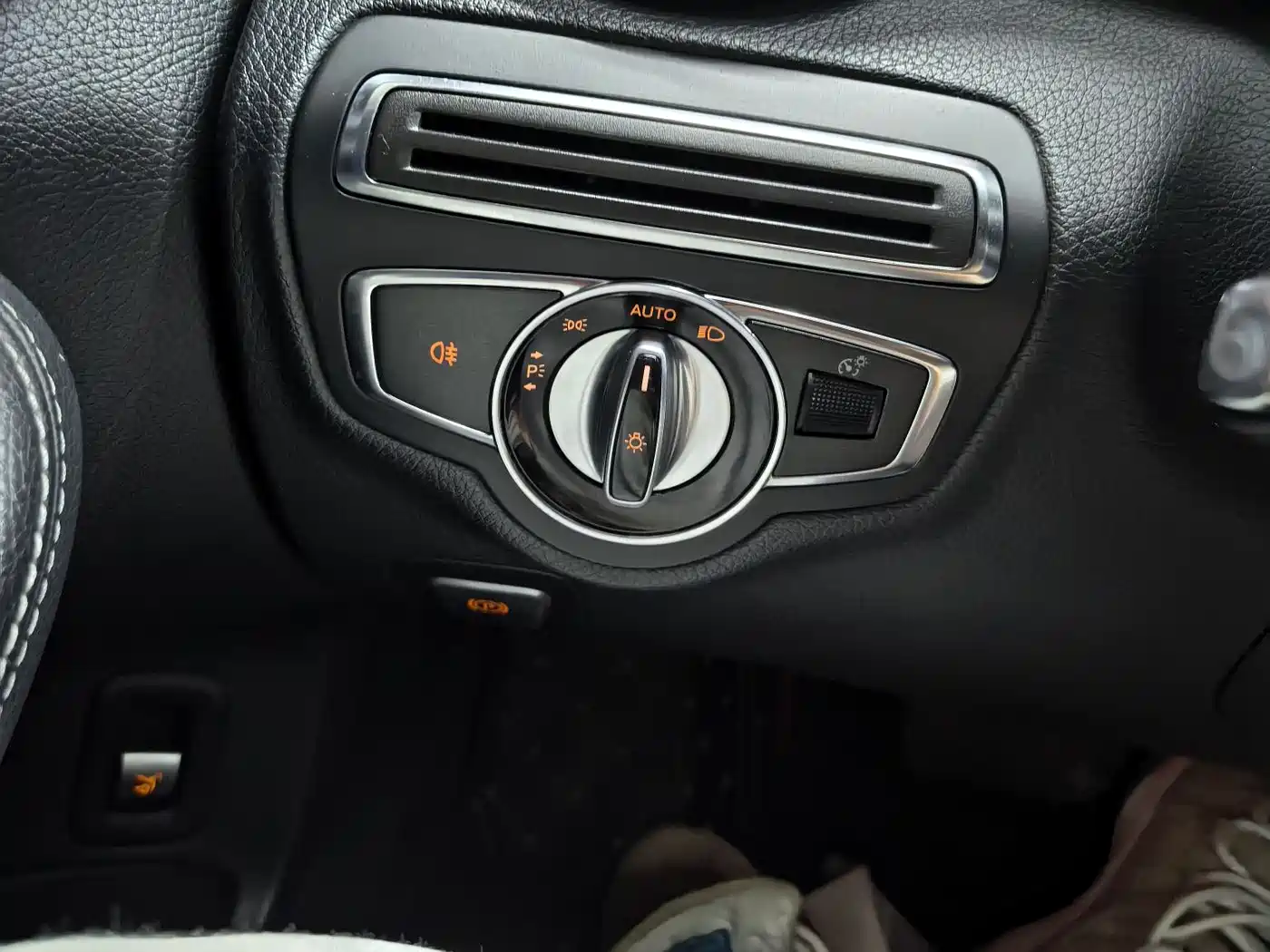 Mercedes-Benz C-Class 2015 C 180 L Sport фото 15