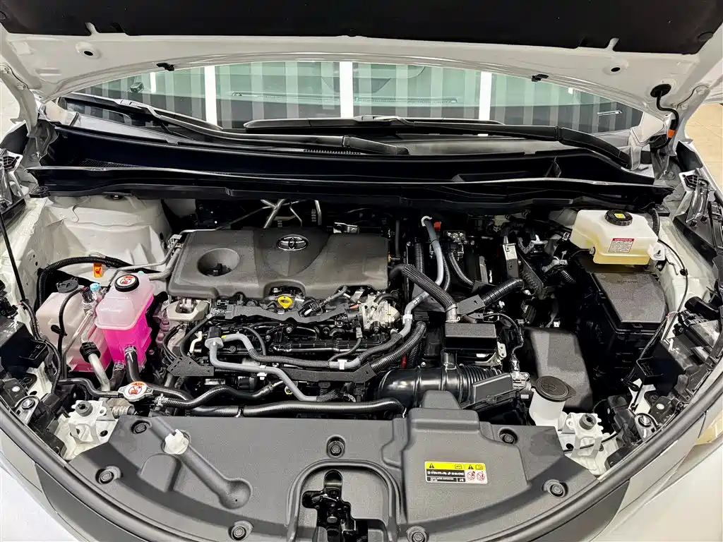 Toyota Granvia 2024 2.5L Hybrid Comfort фото 11