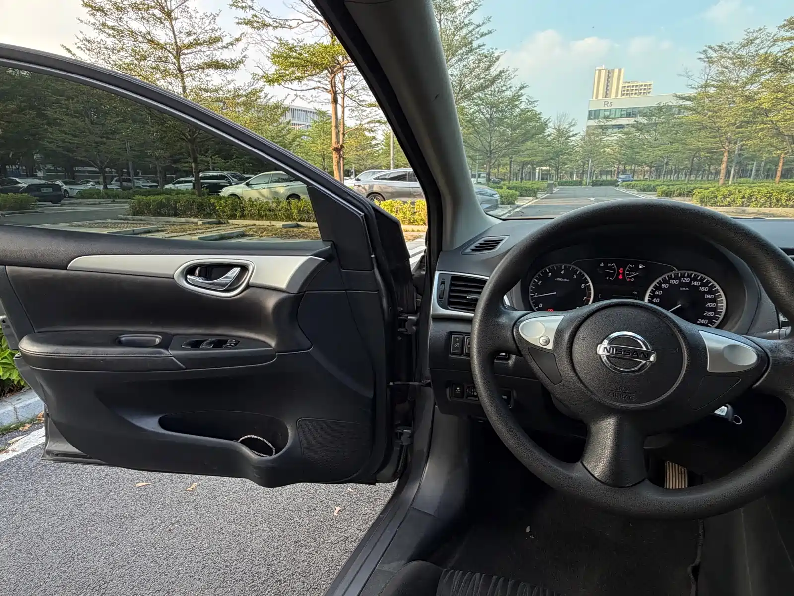 Photo 10 - Nissan Sylphy
