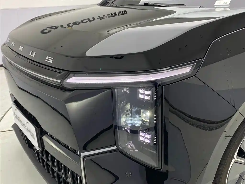 SAIC MAXUS EVERYONE 7